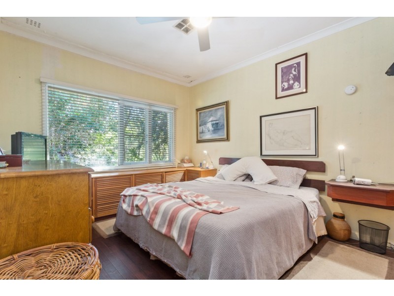 12 Hillier Crescent, Hamilton Hill WA 6163