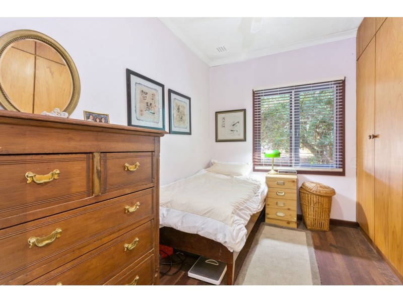 12 Hillier Crescent, Hamilton Hill WA 6163