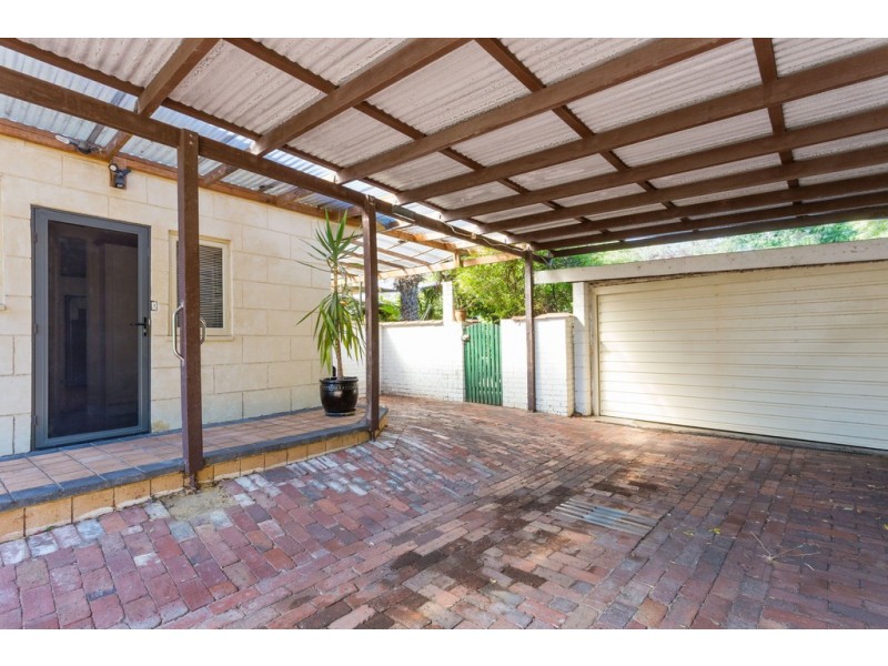 12 Hillier Crescent, Hamilton Hill WA 6163