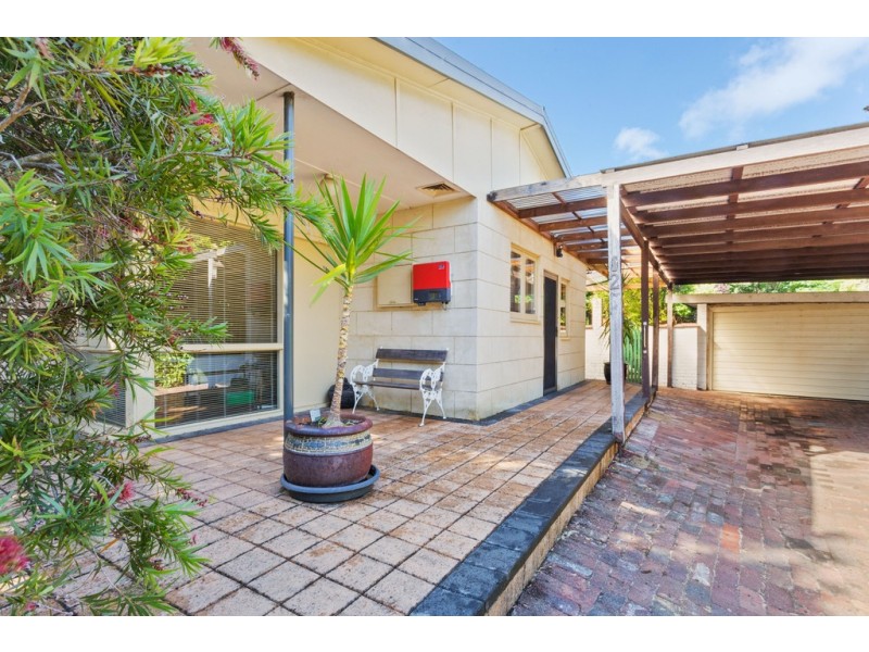 12 Hillier Crescent, Hamilton Hill WA 6163