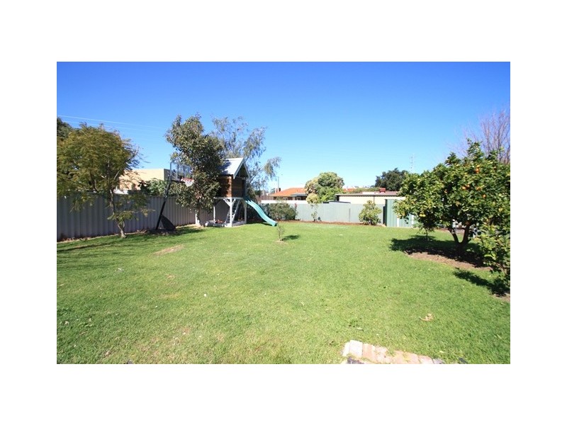 5 Jakob Place, Hamilton Hill WA 6163