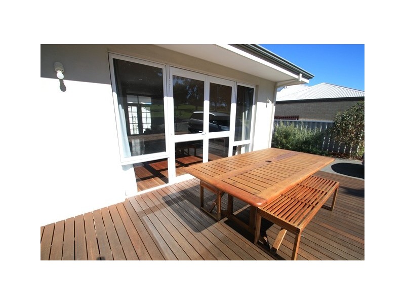 5 Jakob Place, Hamilton Hill WA 6163