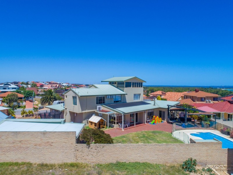 37B Beach Road, Coogee WA 6166
