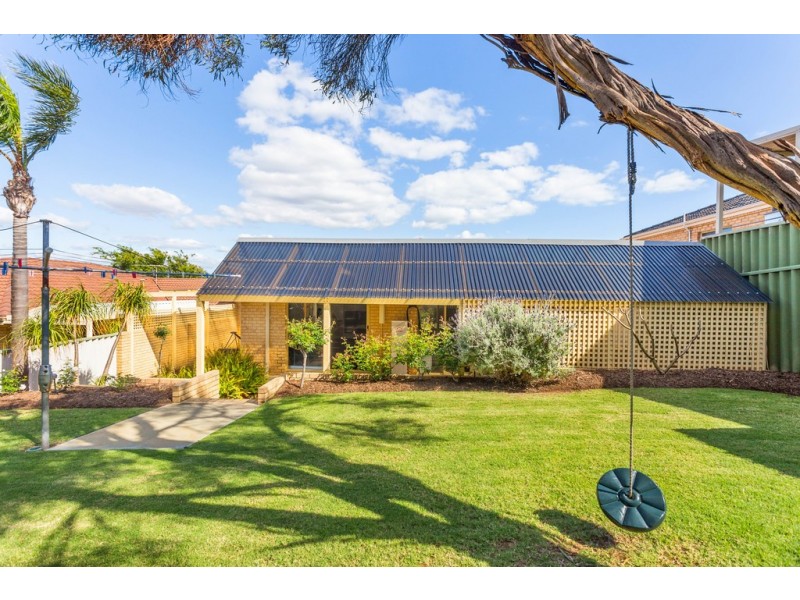 43A Fairbairn Road, Coogee WA 6166