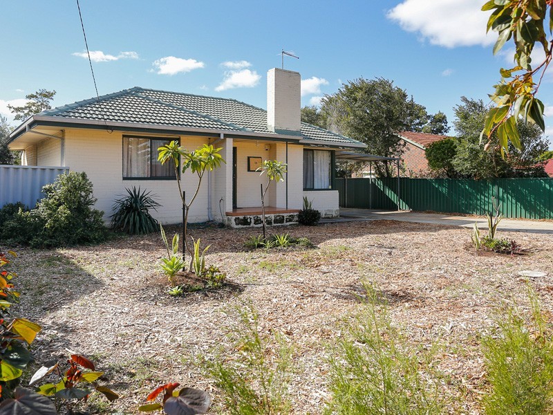 16 Counsel Road, Coolbellup WA 6163