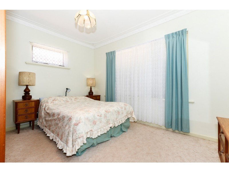 26 Frederick Road, Hamilton Hill WA 6163