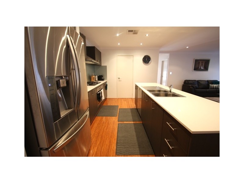 13 Regelia Vista, Beeliar WA 6164