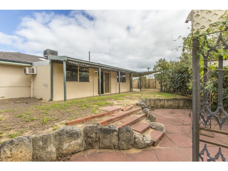 10 Ross Court, Spearwood WA 6163