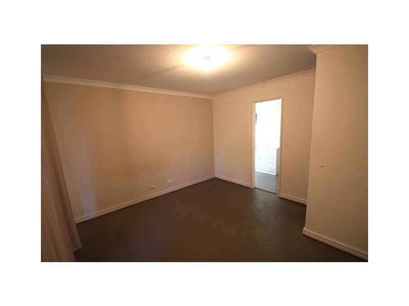 3 Bramston Street, Spearwood WA 6163