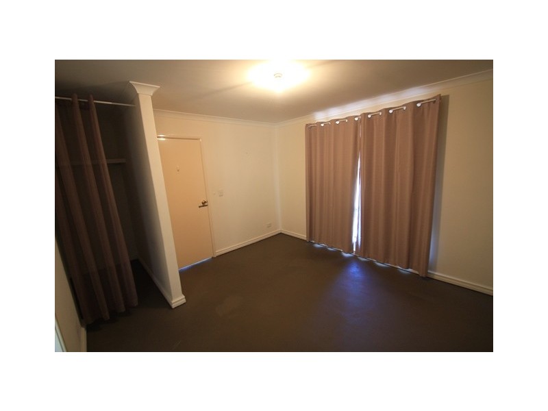 3 Bramston Street, Spearwood WA 6163