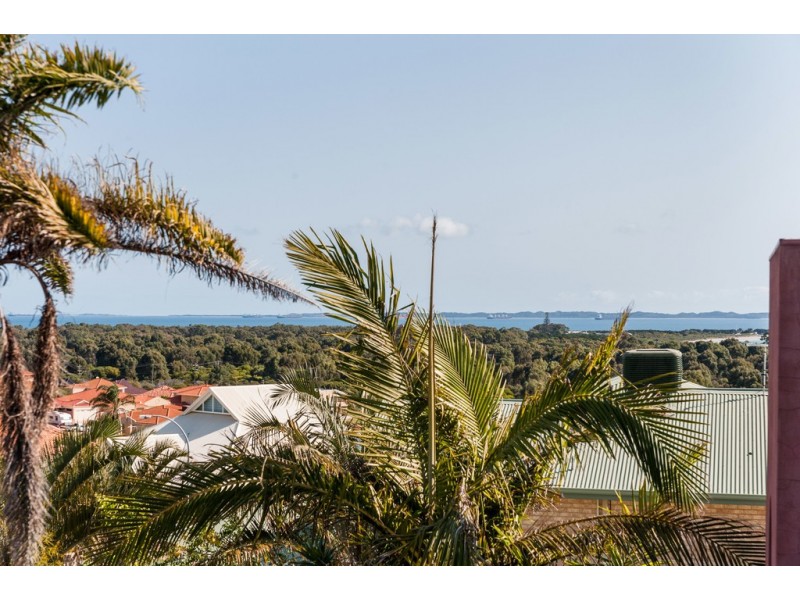 11 Porpoise Court, Coogee WA 6166