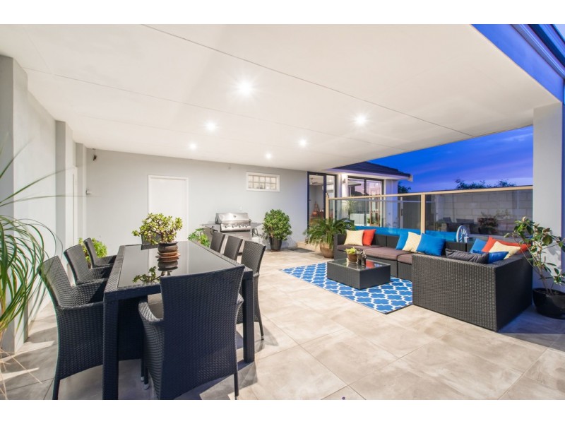 25 Geordie Court, Coogee WA 6166