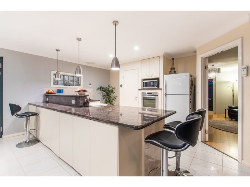 25 Geordie Court, Coogee WA 6166