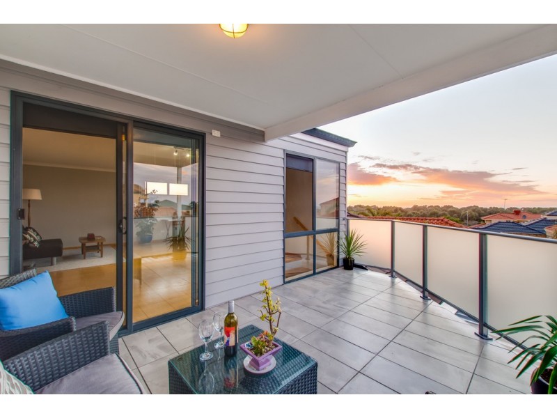 25 Geordie Court, Coogee WA 6166