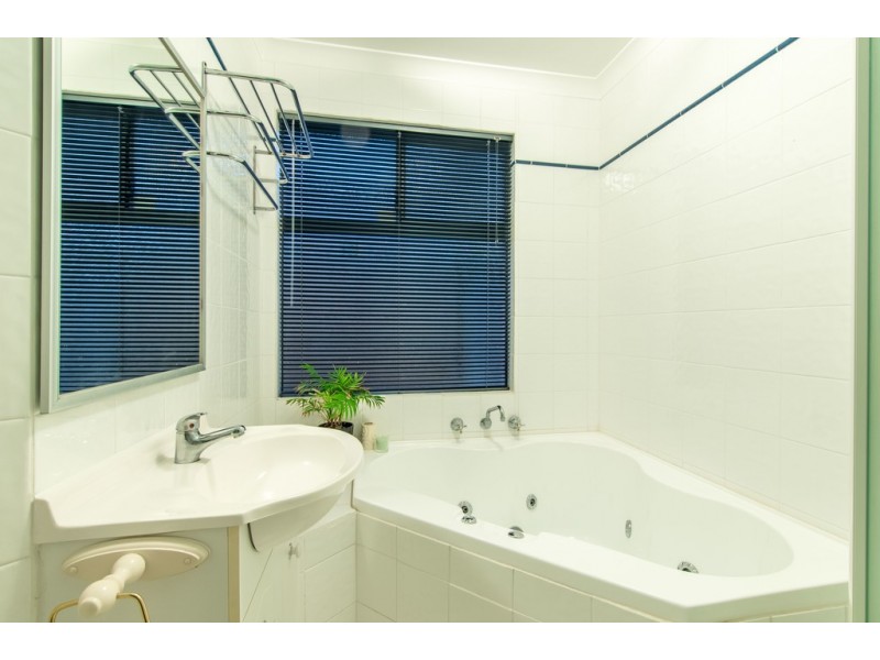 25 Geordie Court, Coogee WA 6166