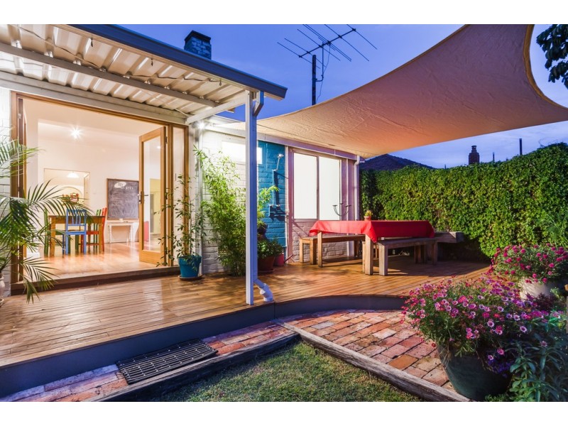 27 Paget Street, Hilton WA 6163