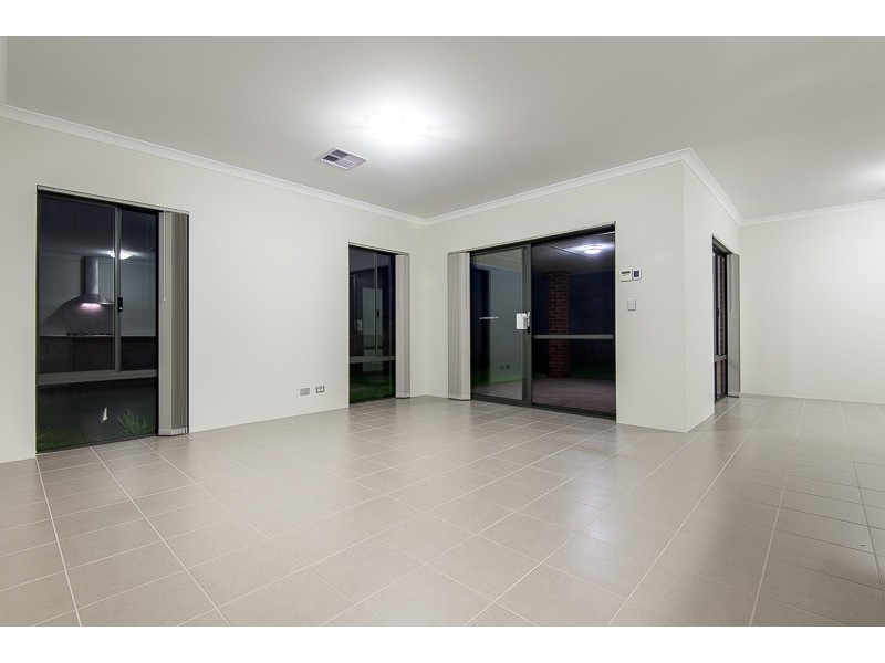 11 Birchley Road, Yangebup WA 6164