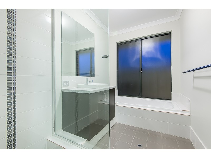 11 Birchley Road, Yangebup WA 6164