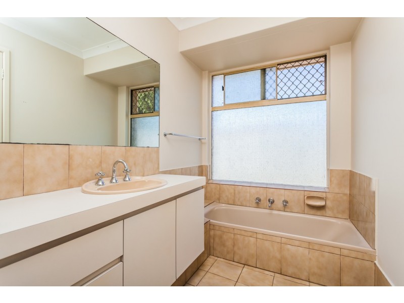 16 Galsworthy Place, Spearwood WA 6163