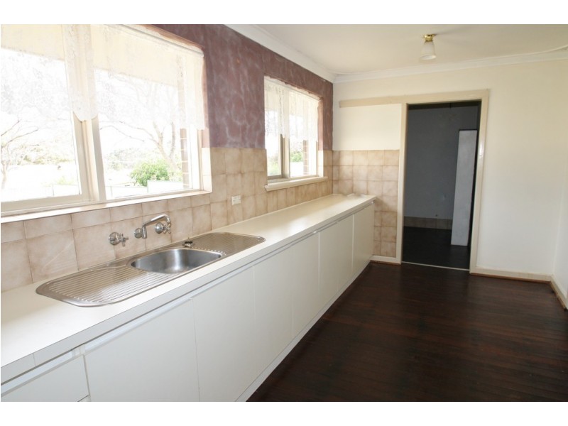 37 Gurney Road, Spearwood WA 6163