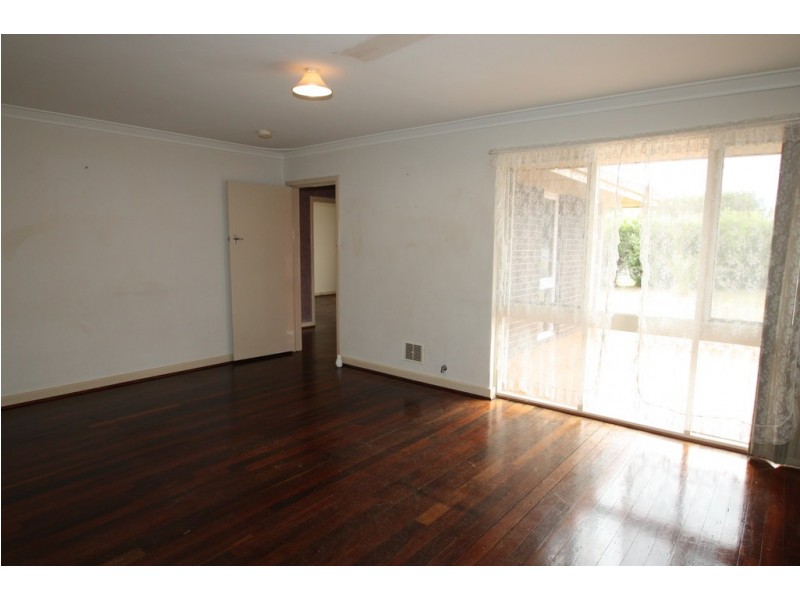 37 Gurney Road, Spearwood WA 6163