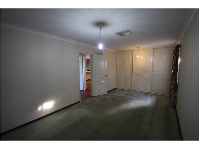 6 Jull Court, Kardinya WA 6163