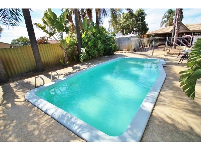 25 Scales Way, Spearwood WA 6163