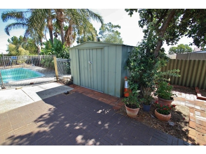 25 Scales Way, Spearwood WA 6163