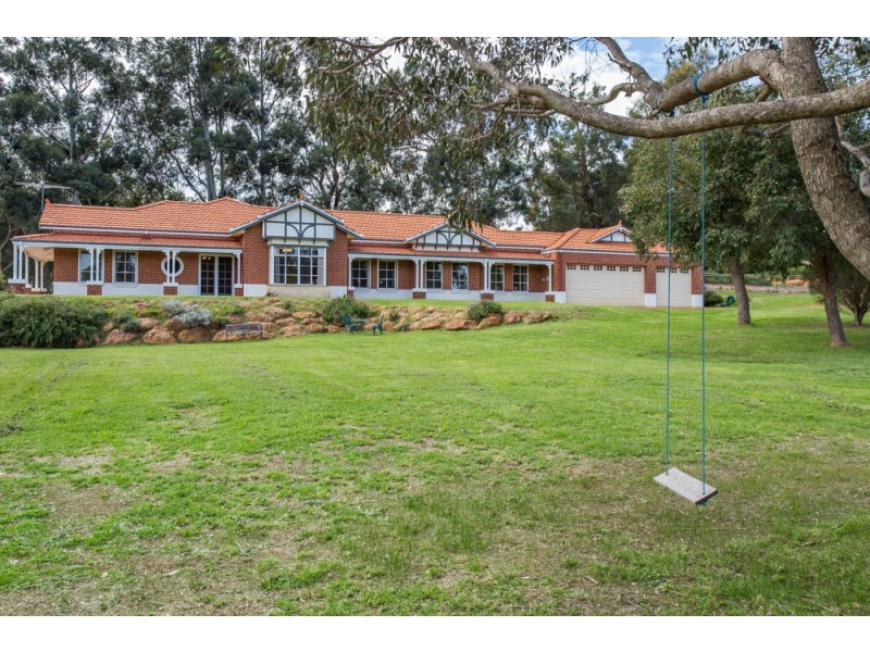 5 Cartland Court, Bedfordale WA 6112
