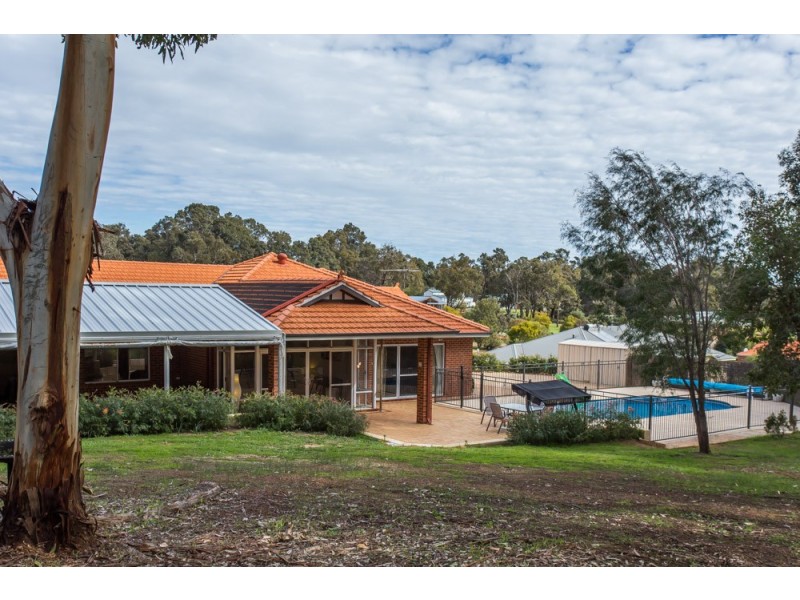 5 Cartland Court, Bedfordale WA 6112