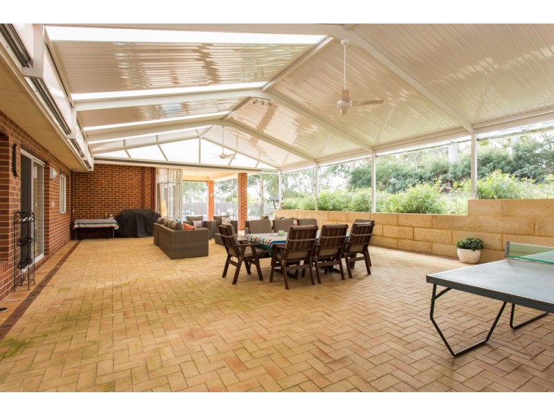 5 Cartland Court, Bedfordale WA 6112