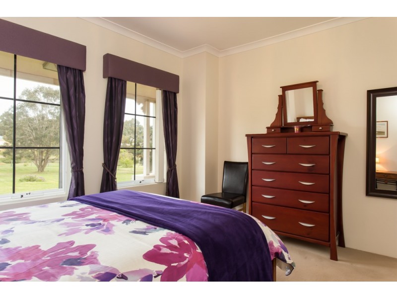 5 Cartland Court, Bedfordale WA 6112