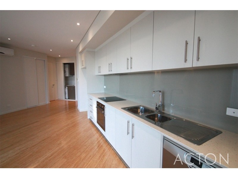 2/2 South Beach Promenade, North Coogee WA 6163