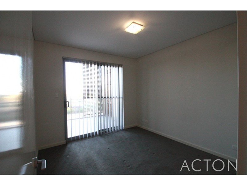 2/2 South Beach Promenade, North Coogee WA 6163