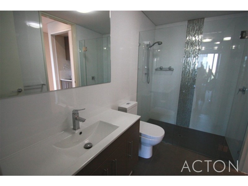 2/2 South Beach Promenade, North Coogee WA 6163