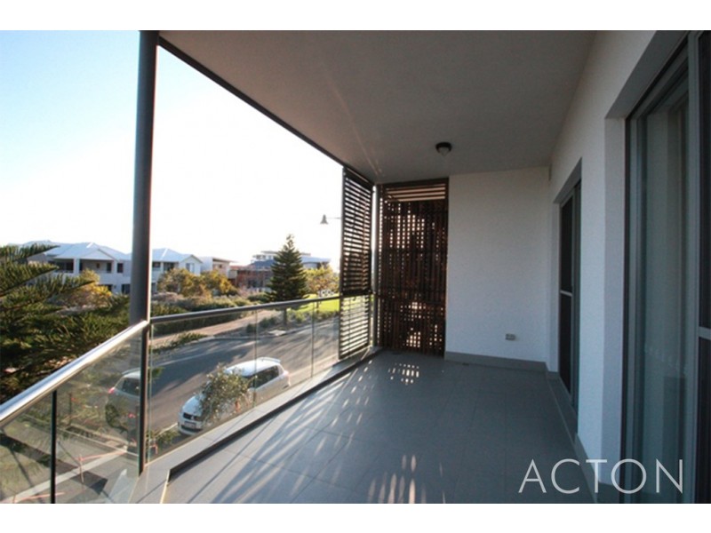 2/2 South Beach Promenade, North Coogee WA 6163