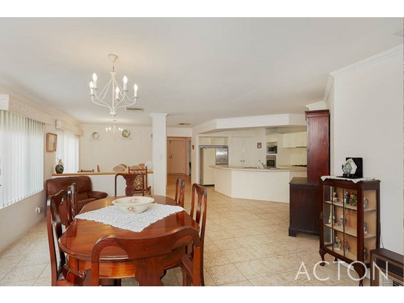 139 Parkway Road, Bibra Lake WA 6163