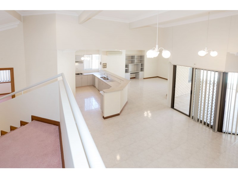 31 Kingston Place, Kardinya WA 6163