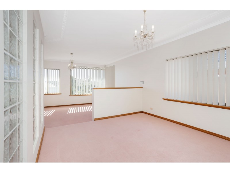 31 Kingston Place, Kardinya WA 6163