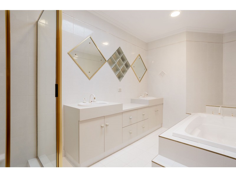 31 Kingston Place, Kardinya WA 6163