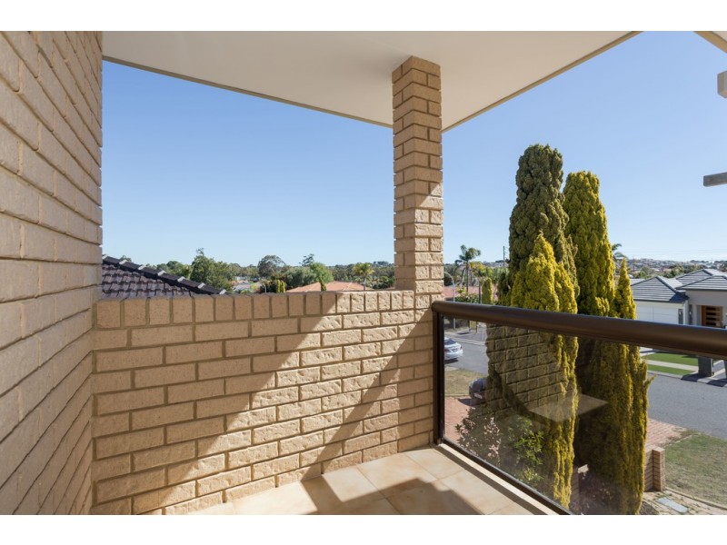 31 Kingston Place, Kardinya WA 6163