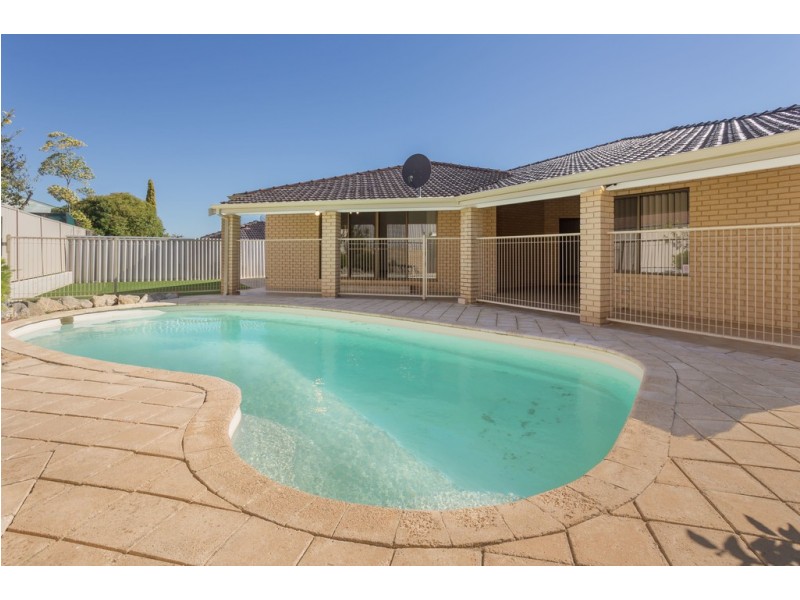 31 Kingston Place, Kardinya WA 6163