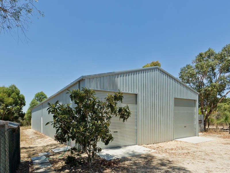 7 Ara Cove, Wandi WA 6167