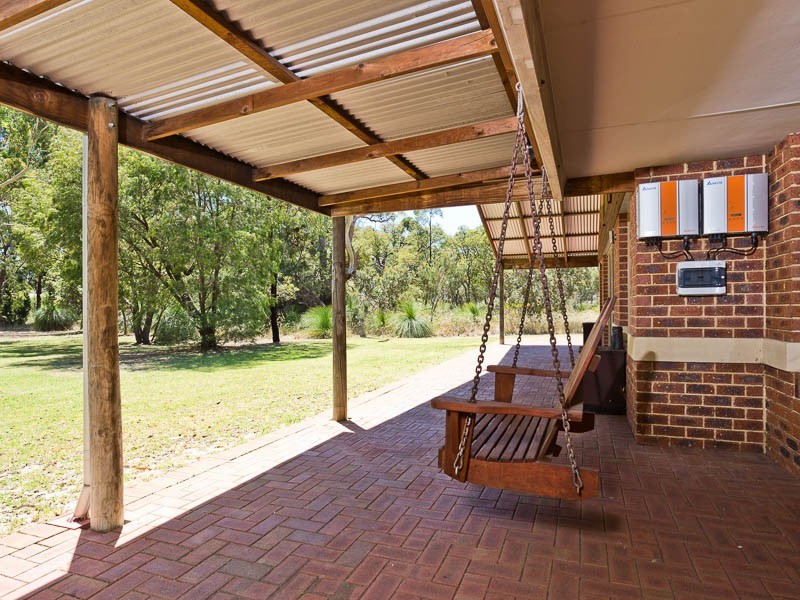 7 Ara Cove, Wandi WA 6167