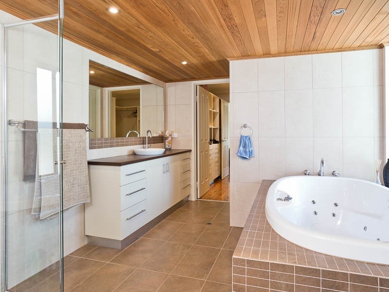 7 Ara Cove, Wandi WA 6167