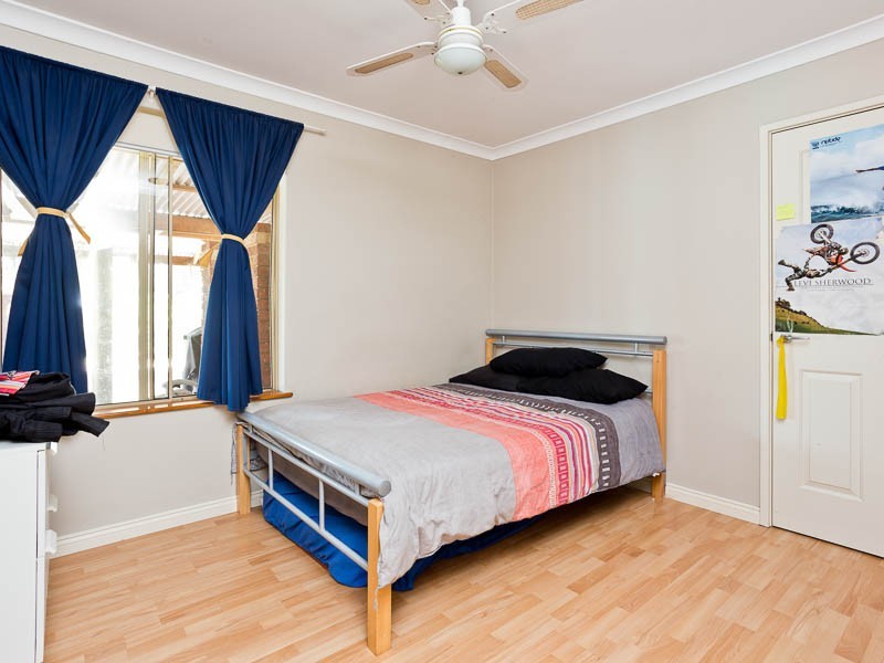 7 Ara Cove, Wandi WA 6167