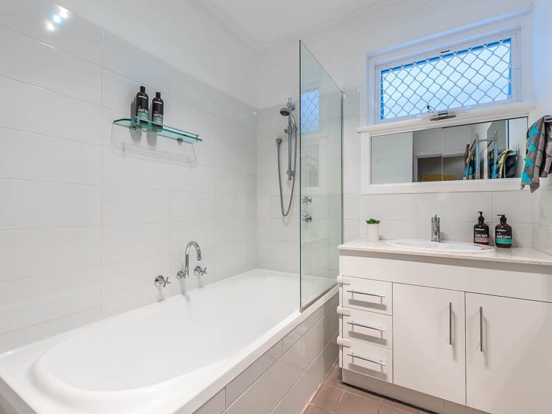 4 Keenan Street, Hamilton Hill WA 6163