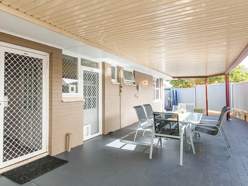 4 Keenan Street, Hamilton Hill WA 6163