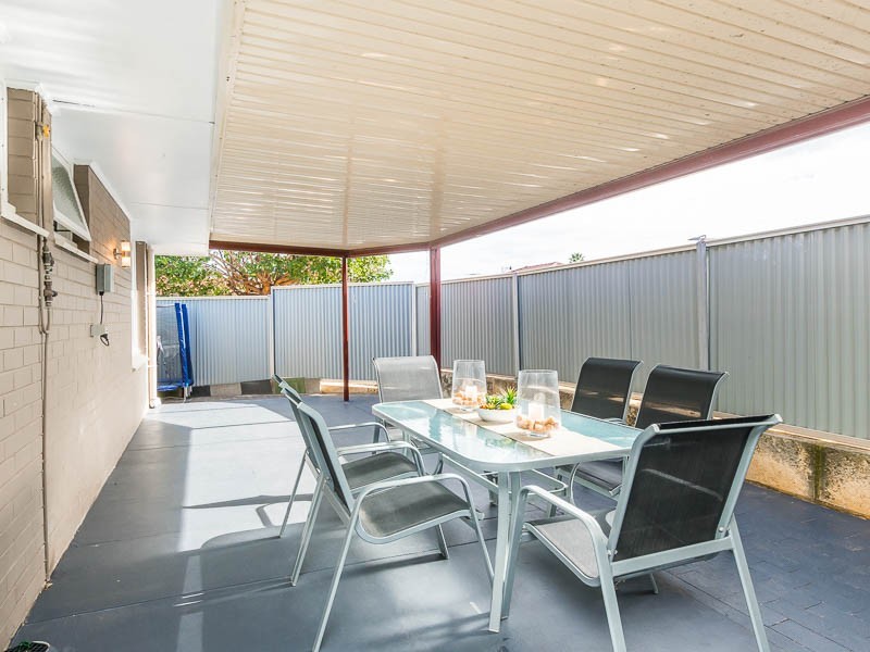 4 Keenan Street, Hamilton Hill WA 6163