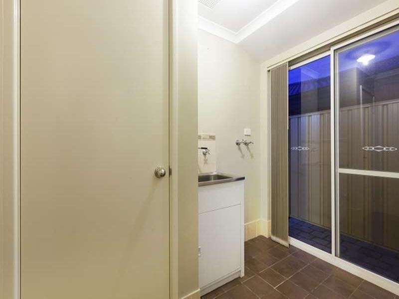13 Dewsbury Drive, Bertram WA 6167